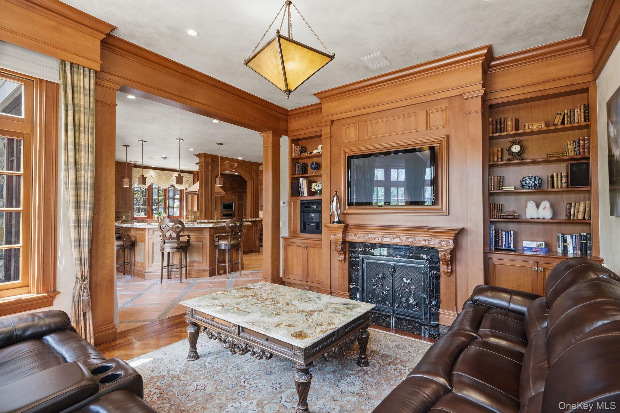 1 Applewood Estate