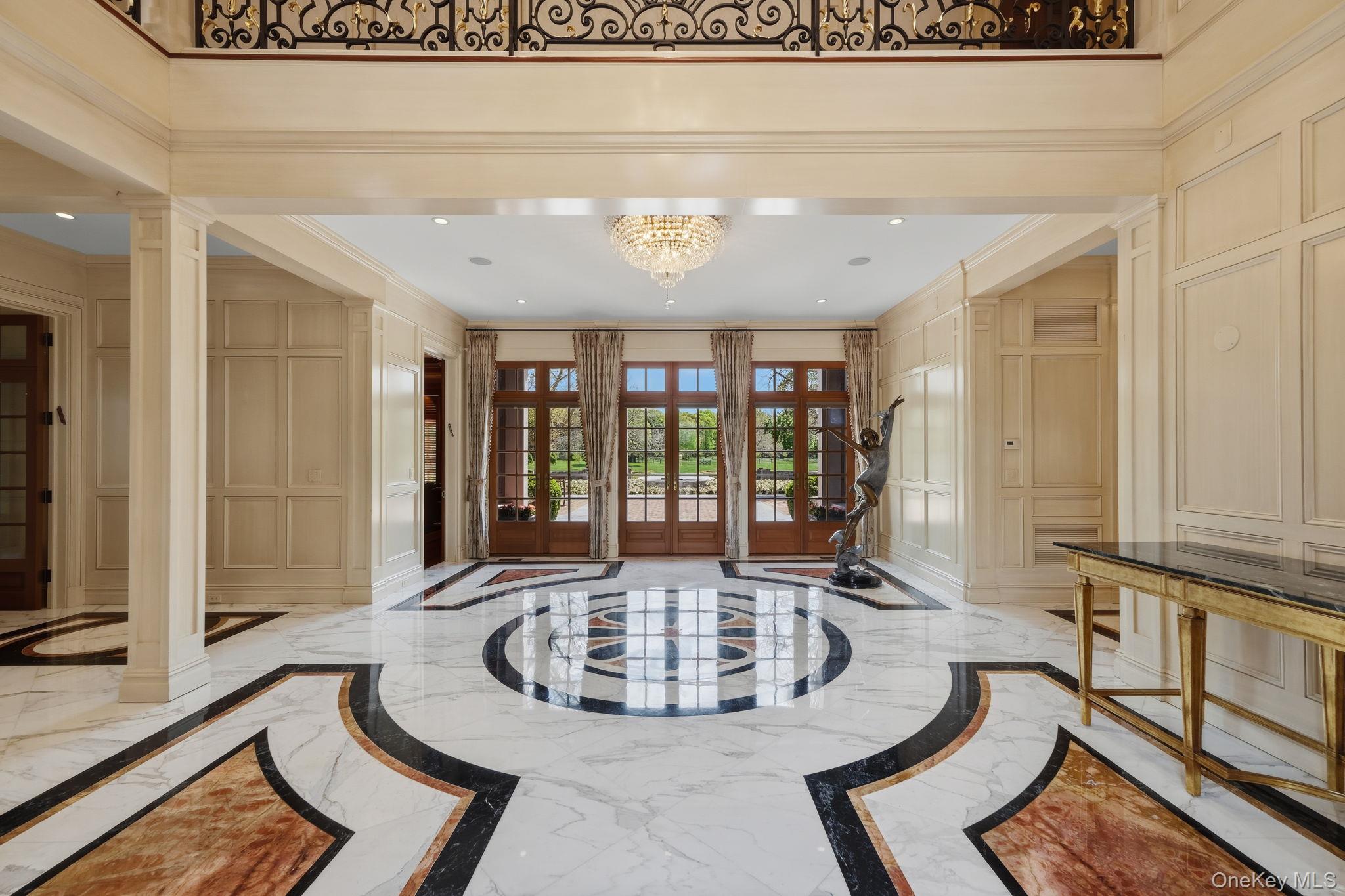 1 Applewood Estate