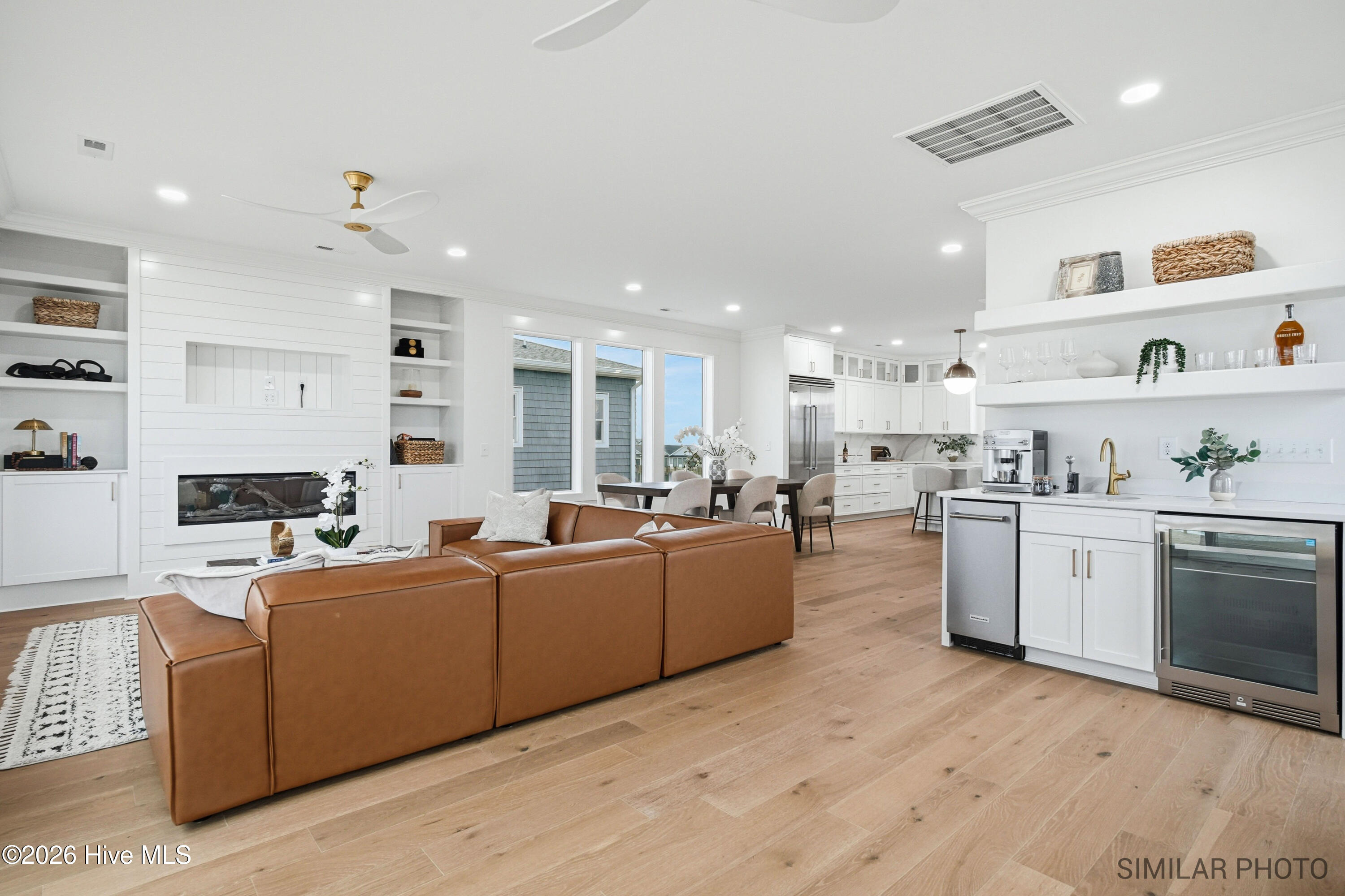 736 Dune Ridge Court