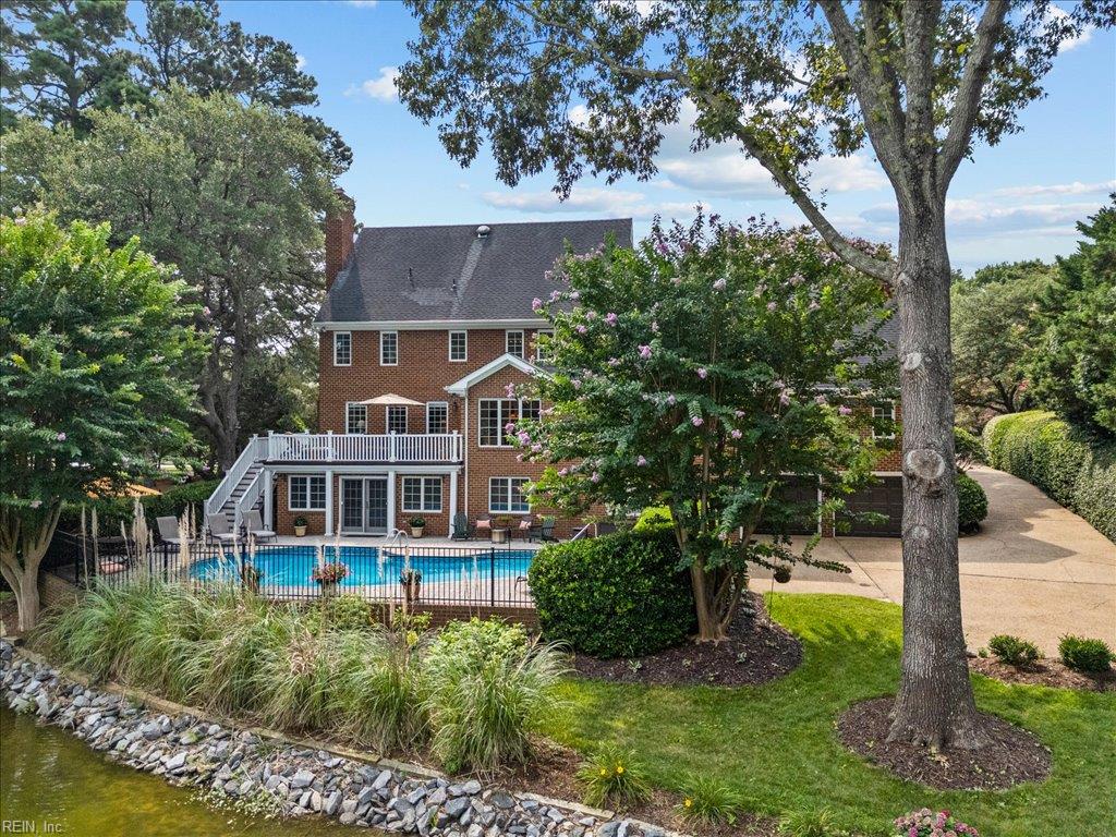 1744 Green Hill Rd