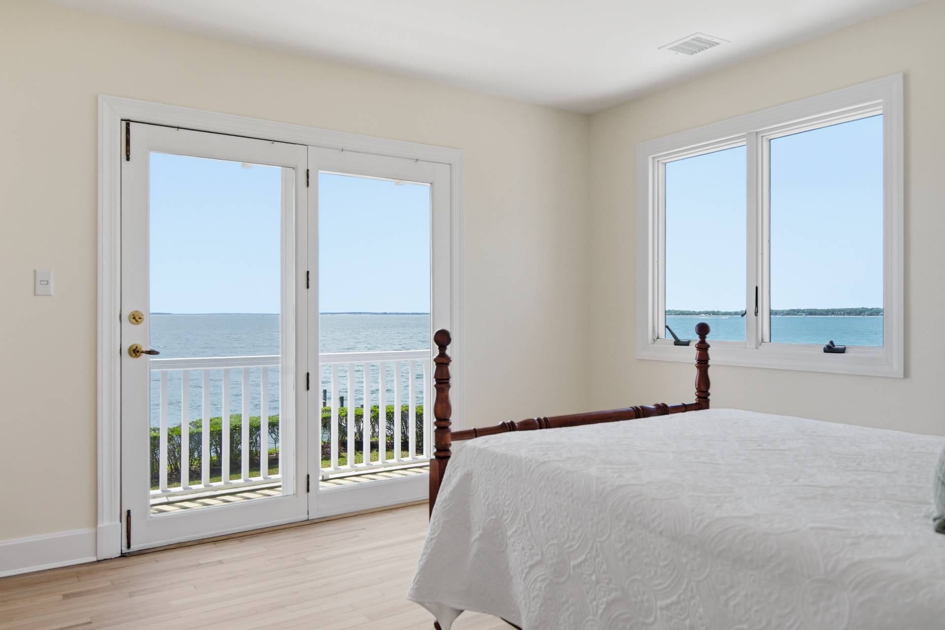 90 Peconic Ave