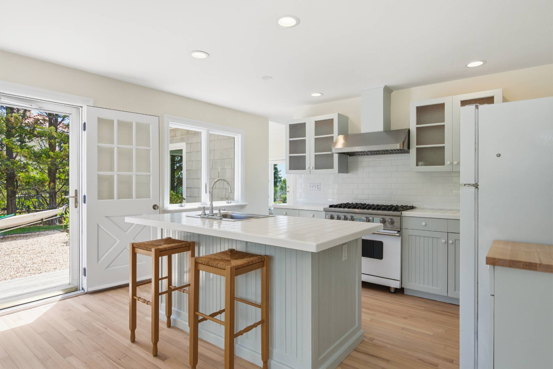 90 Peconic Ave