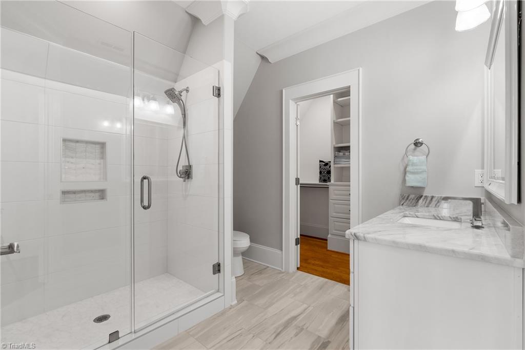 6323 Nesting Way