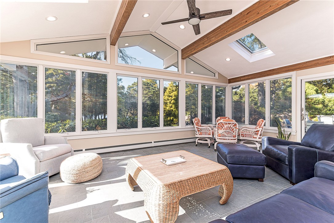 14 Woodlake Drive