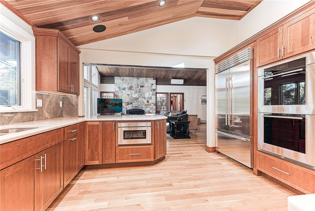 14 Woodlake Drive