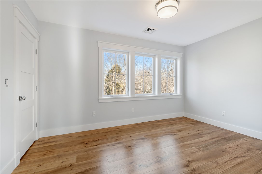 1 Knowlton Court