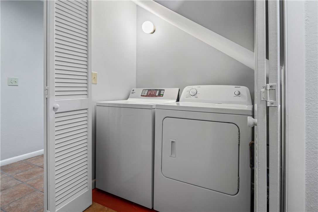150 Bay View Drive 8