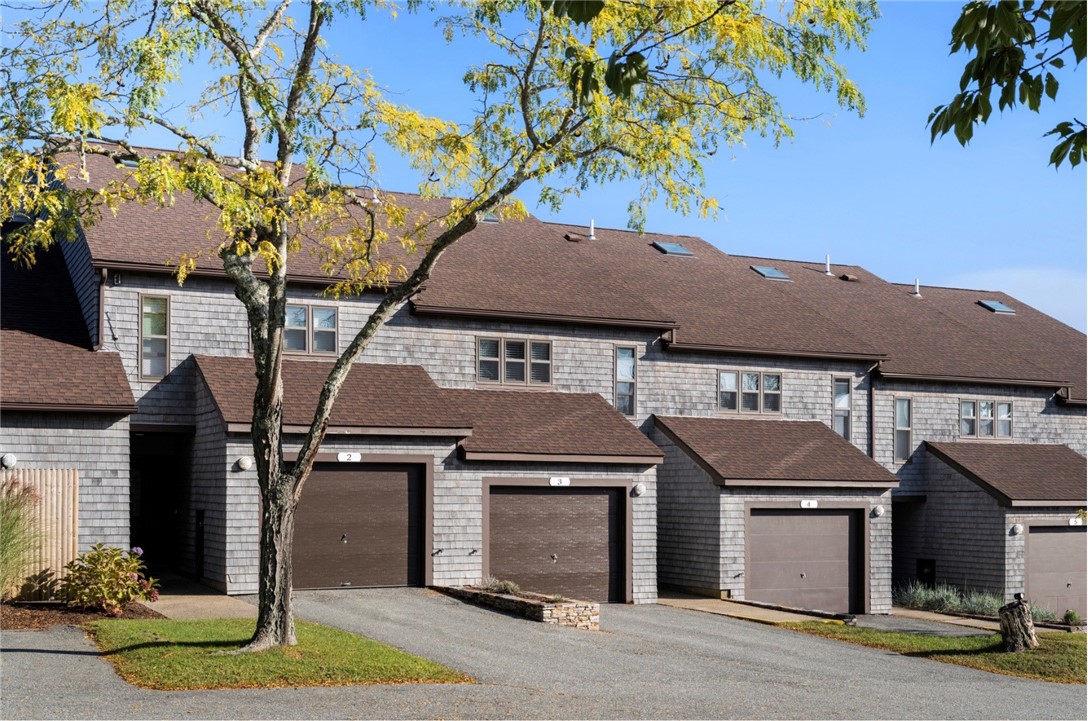 150 Bay View Drive 10