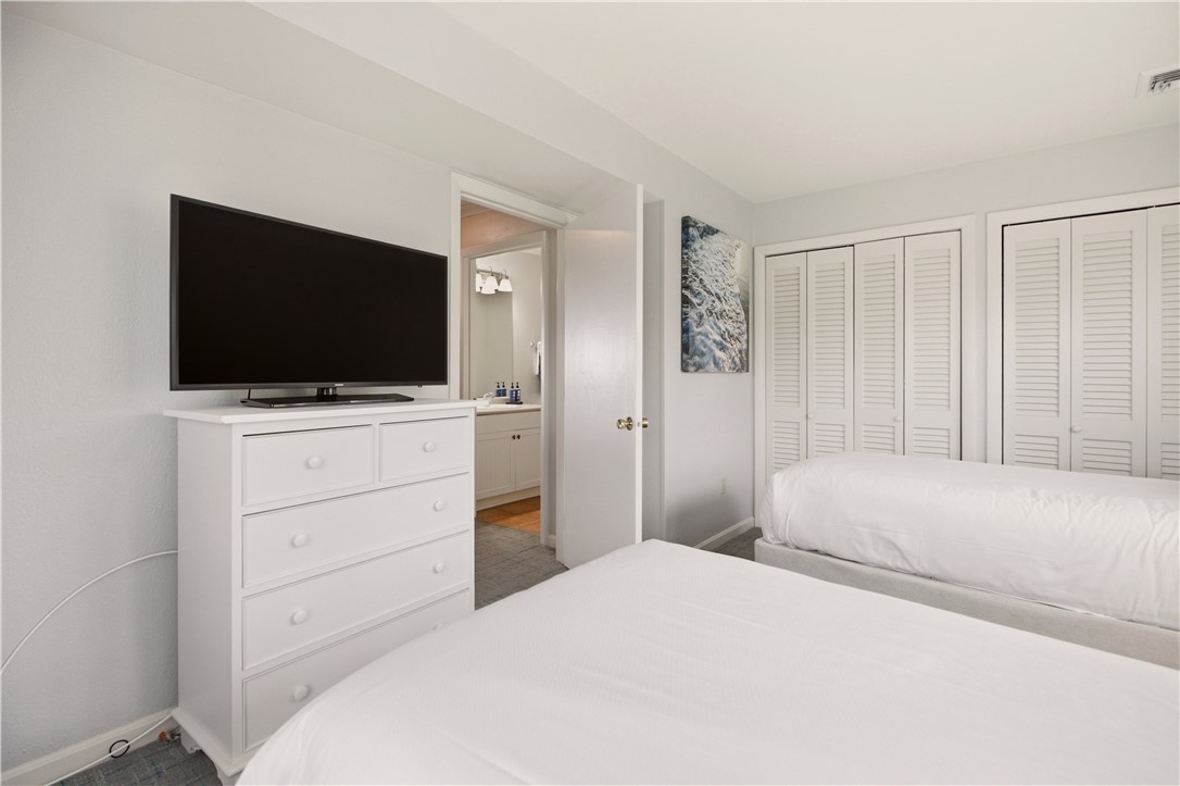 150 Bay View Drive 14