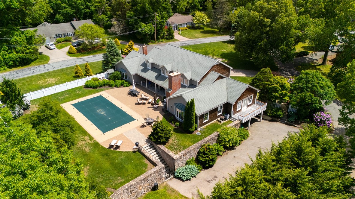 74 Oakwoods Drive
