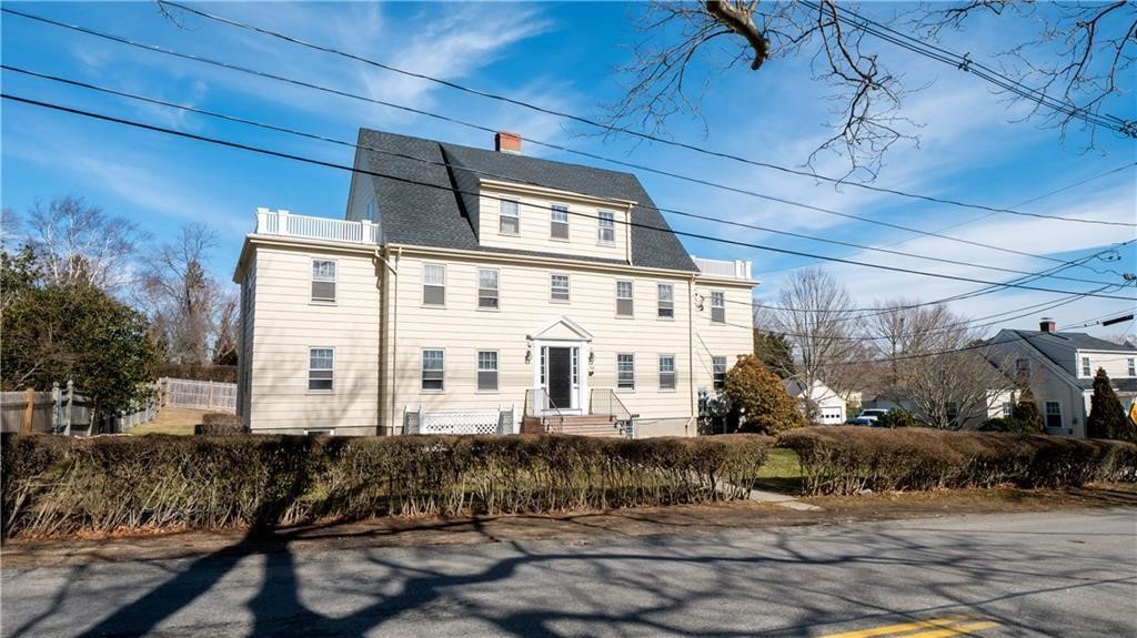 118 Ruggles Avenue 101