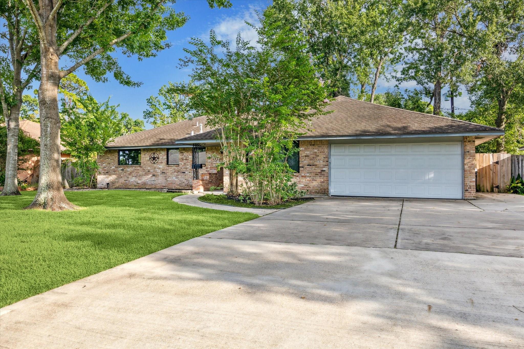 8907 Autauga Street