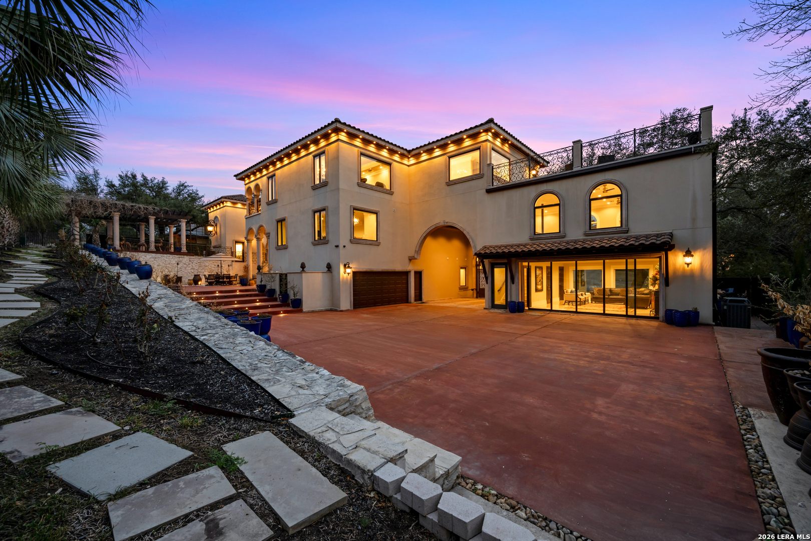 11 Vineyard Dr.