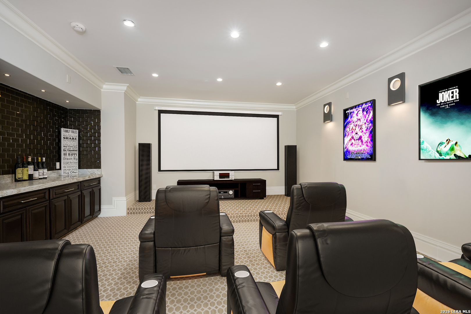 11 Vineyard Dr.