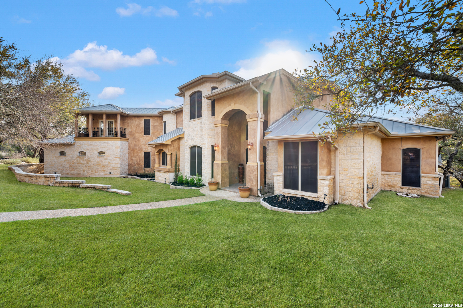 16227 San Cayetano