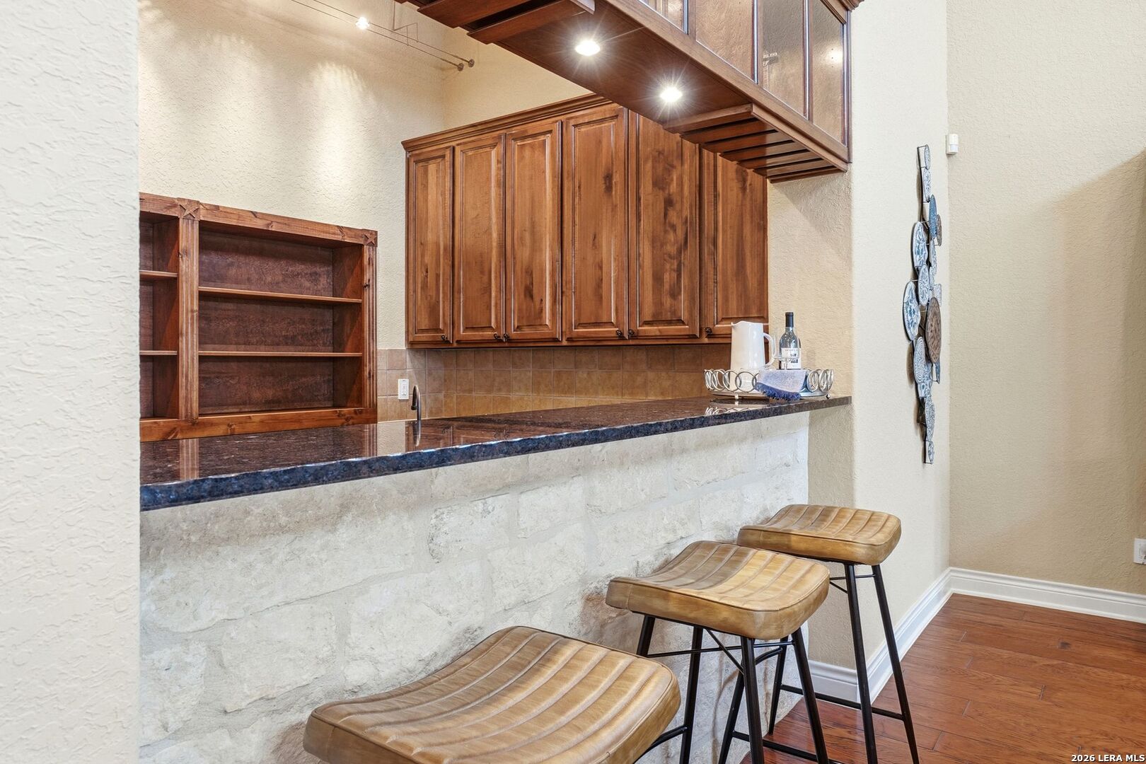 16227 San Cayetano