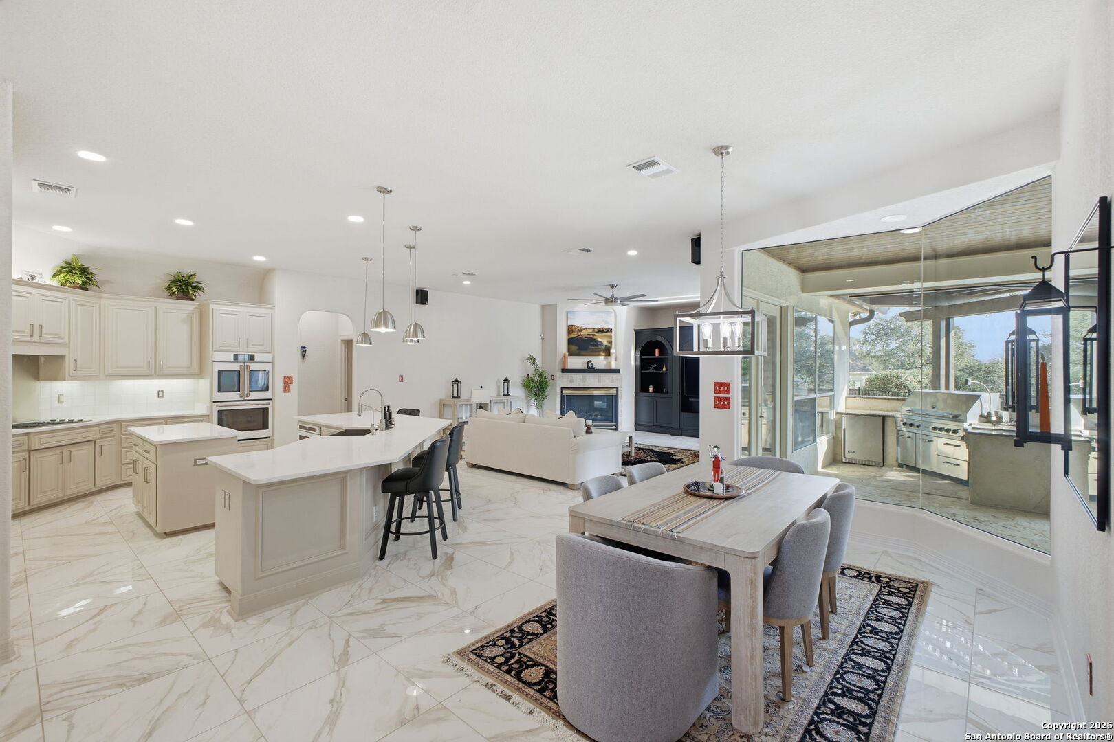 9610 Trophy Oaks