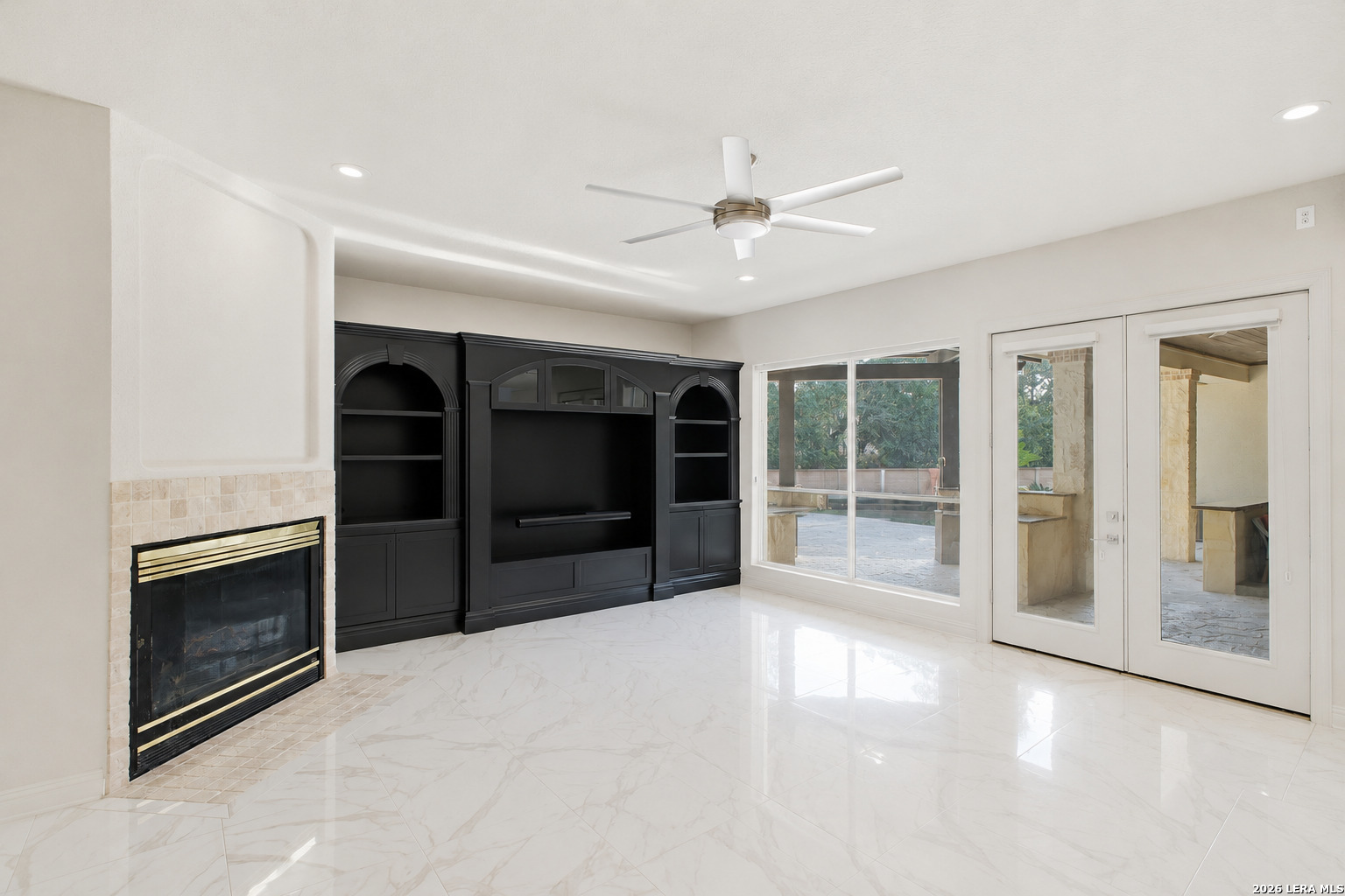 9610 Trophy Oaks