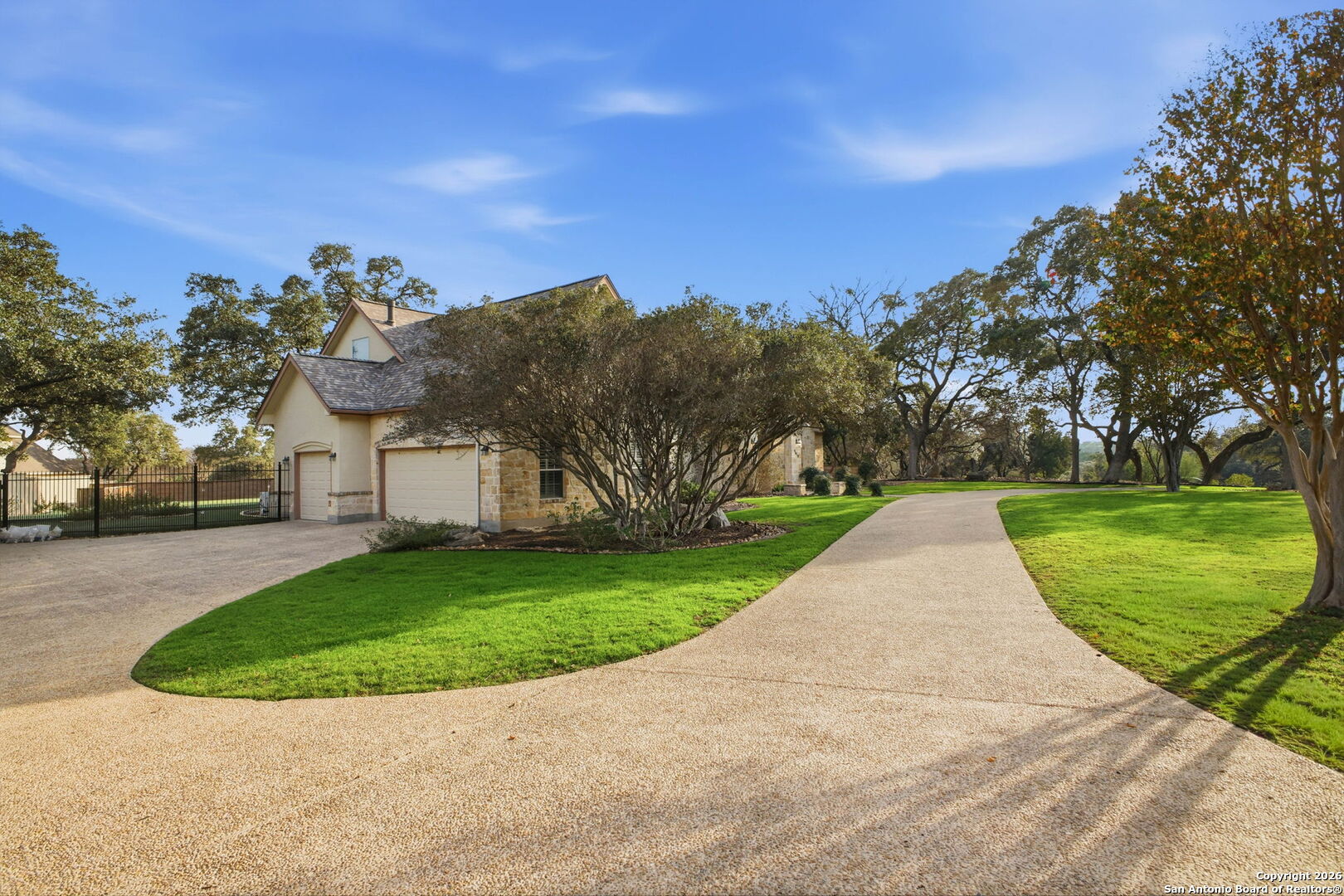 9610 Trophy Oaks