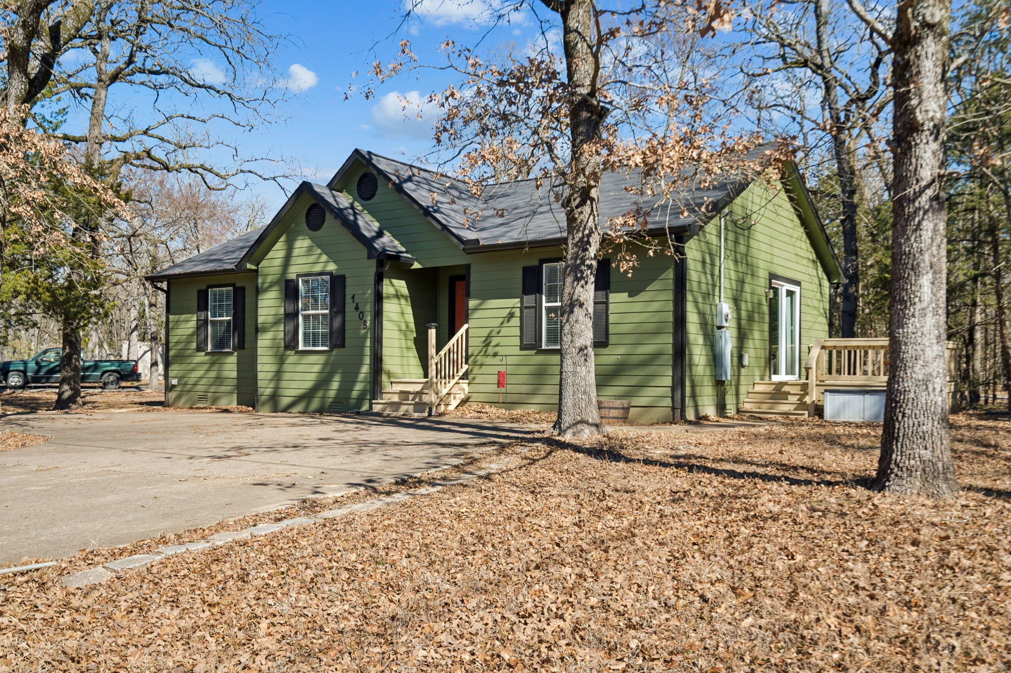 1408 Riverside Drive