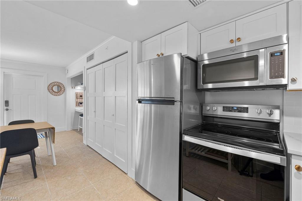975 9th AVE S # 7 Unit: #7