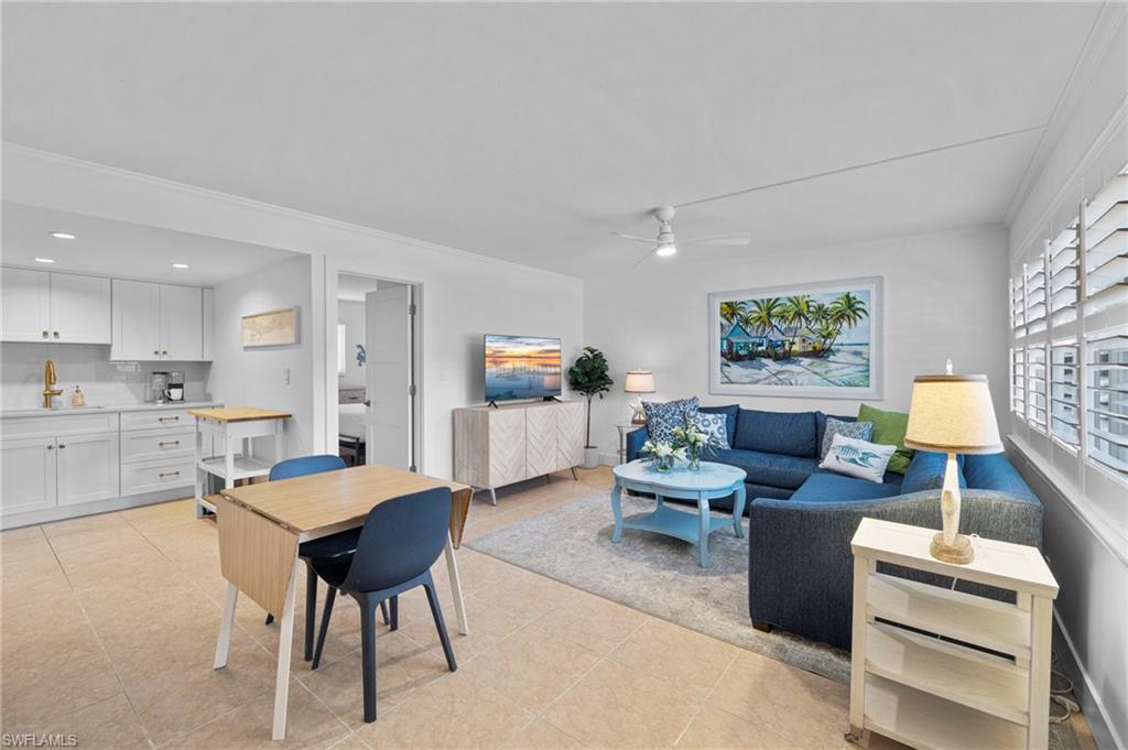 975 9th AVE S # 7 Unit: #7