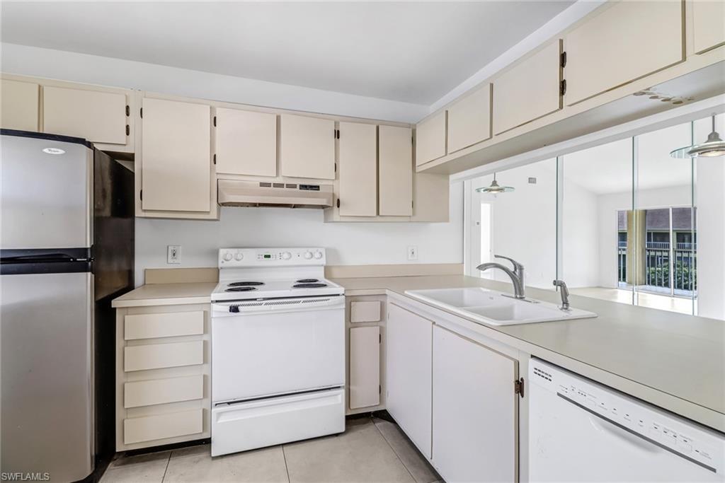 2666 Kings Lake BLVD # 202 Unit: 7-202