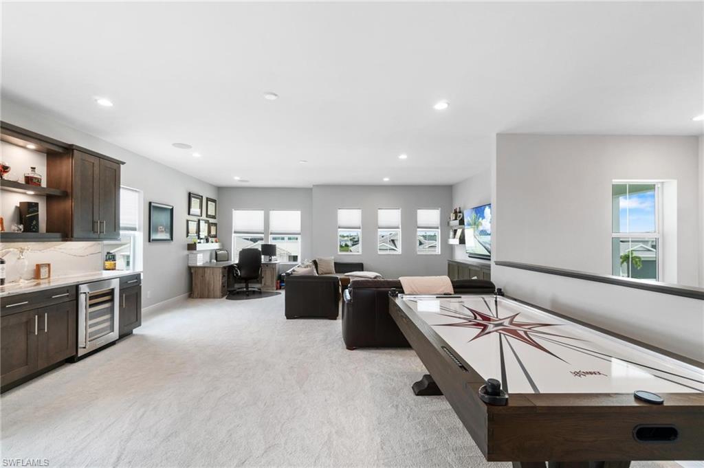 9256 Cayman DR