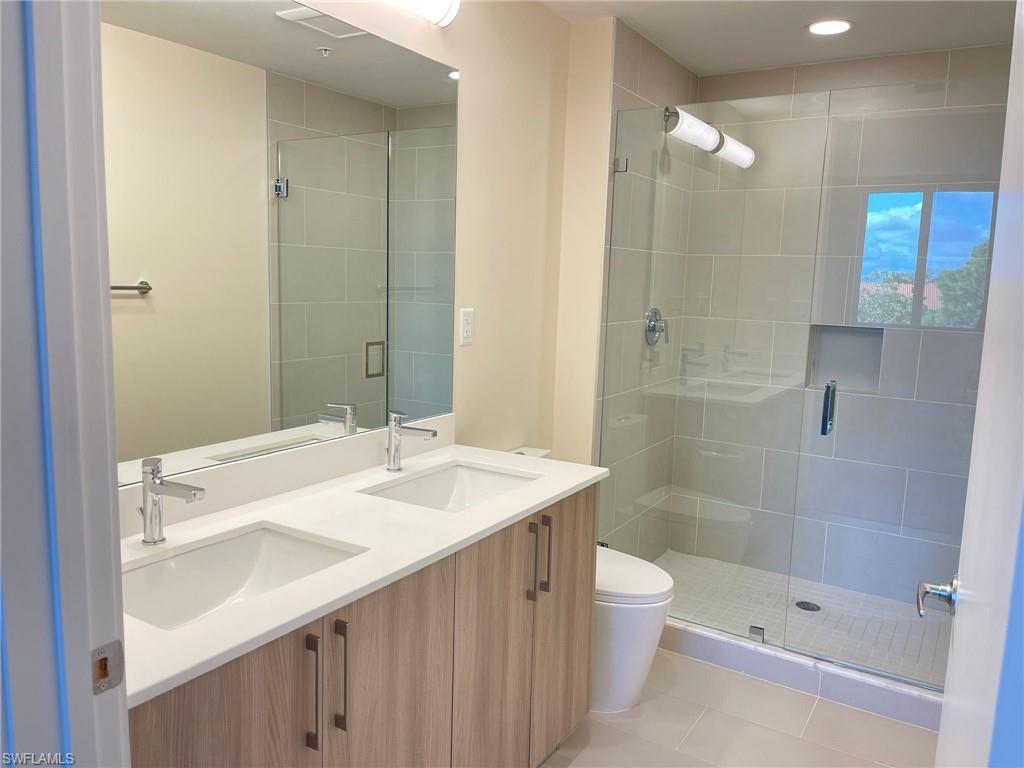 26610 Rosewood Pointe DR # 203 Unit: C-203