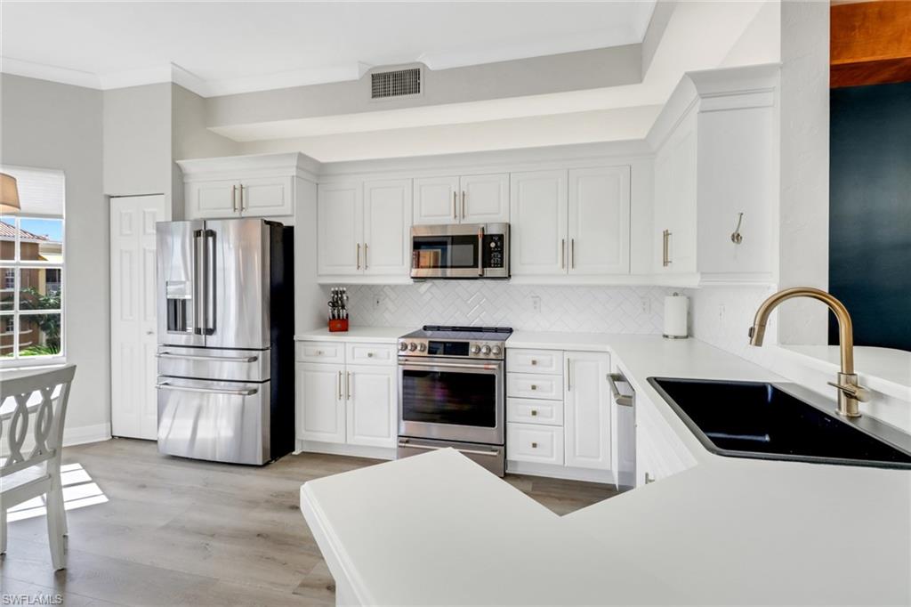 410 Bayfront PL # 2503