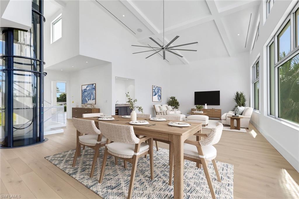 1798 | A Holiday Lane Residence
