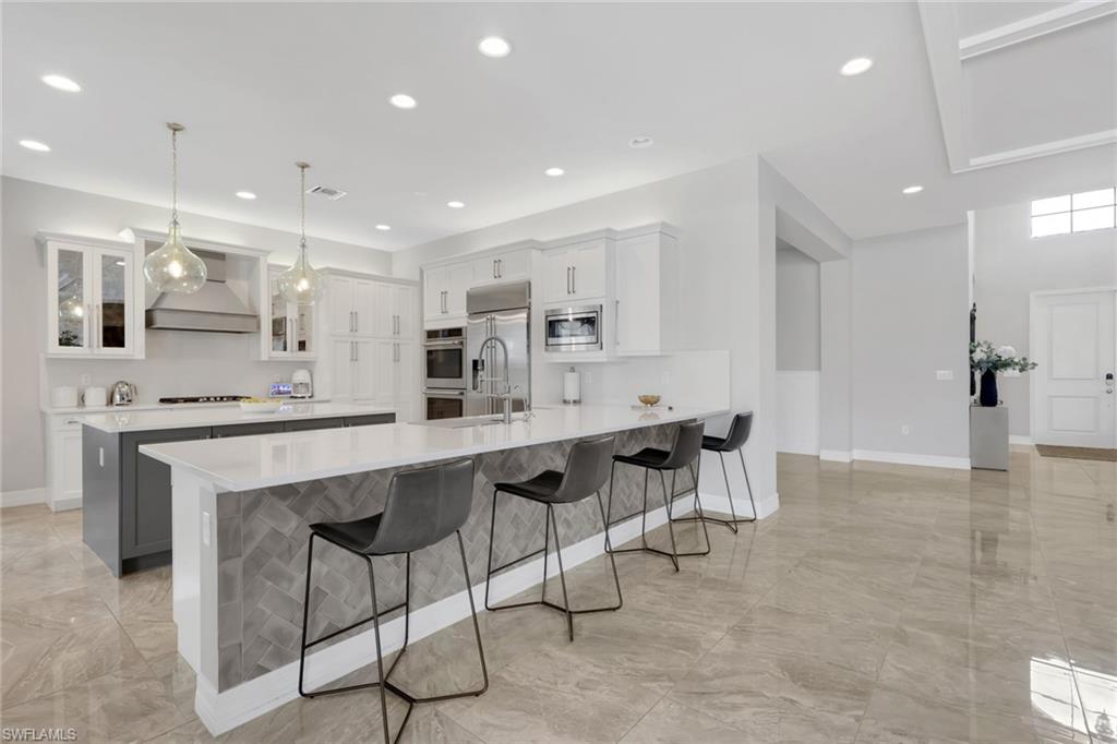 4541 Azalea DR