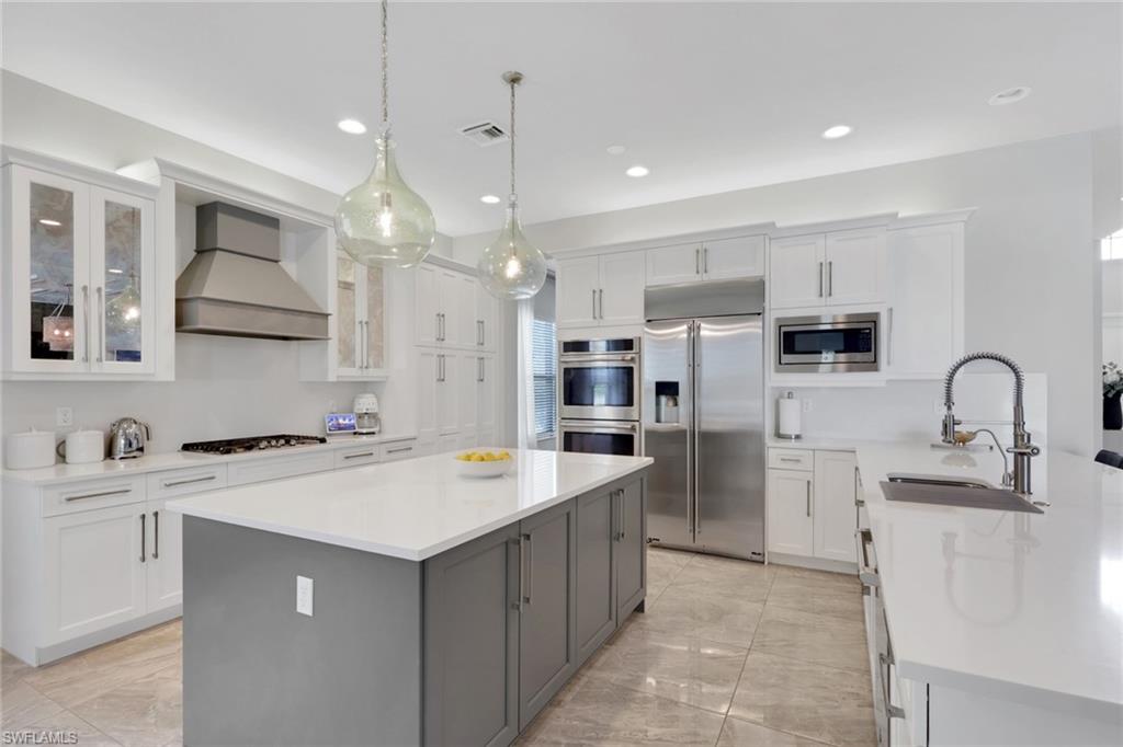 4541 Azalea DR
