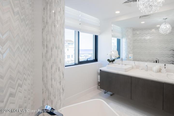 350 Ocean Avenue N 205