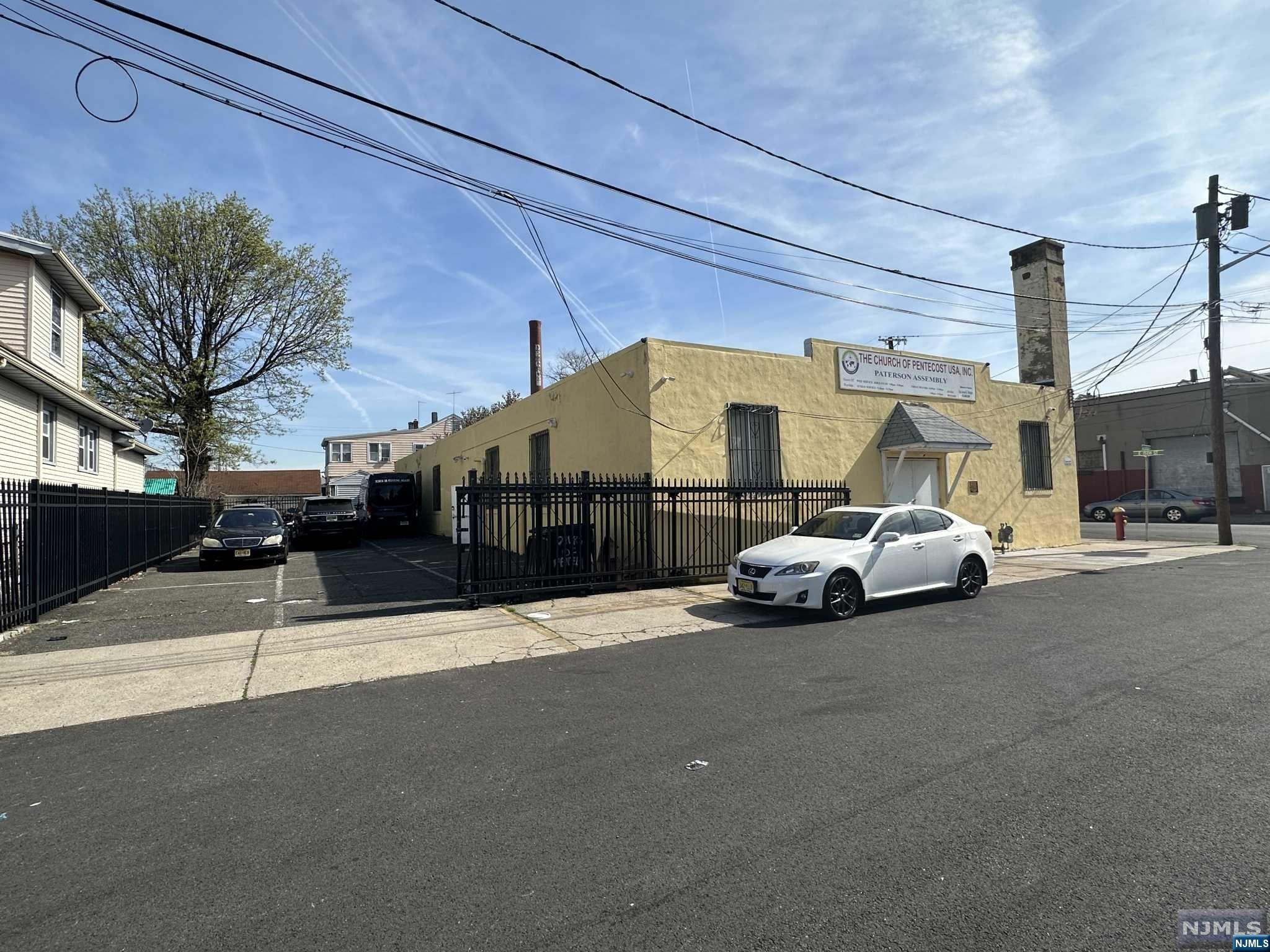 85-89 Sassafras Street