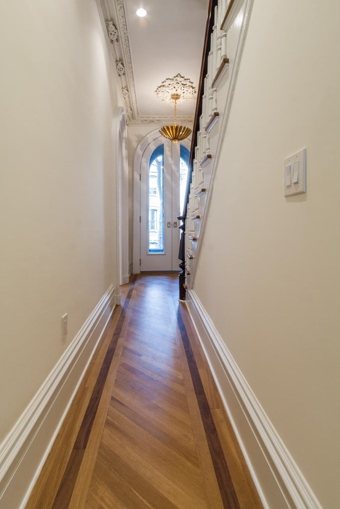 137 MERCER ST