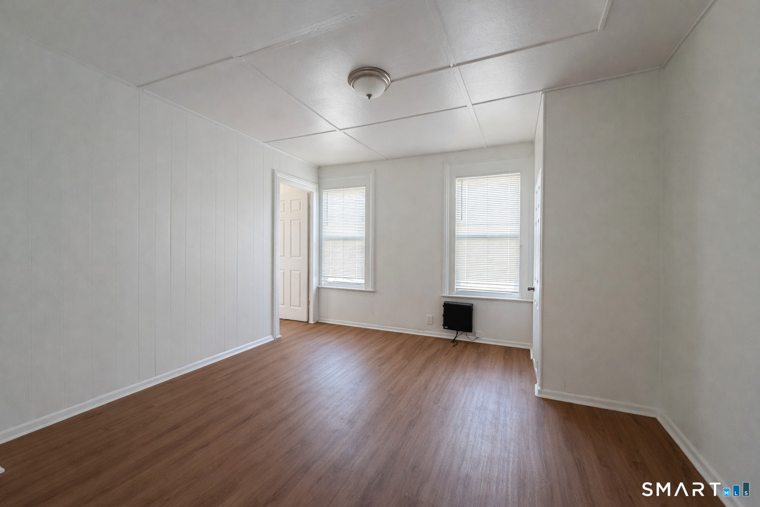 96 Franklin Street 2nd Floor