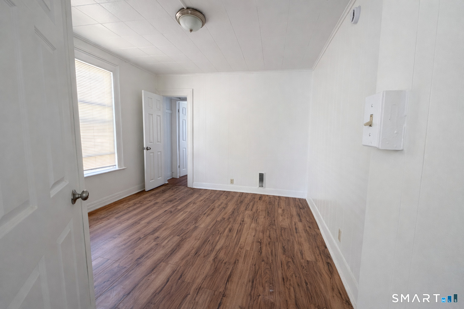96 Franklin Street 2nd Floor