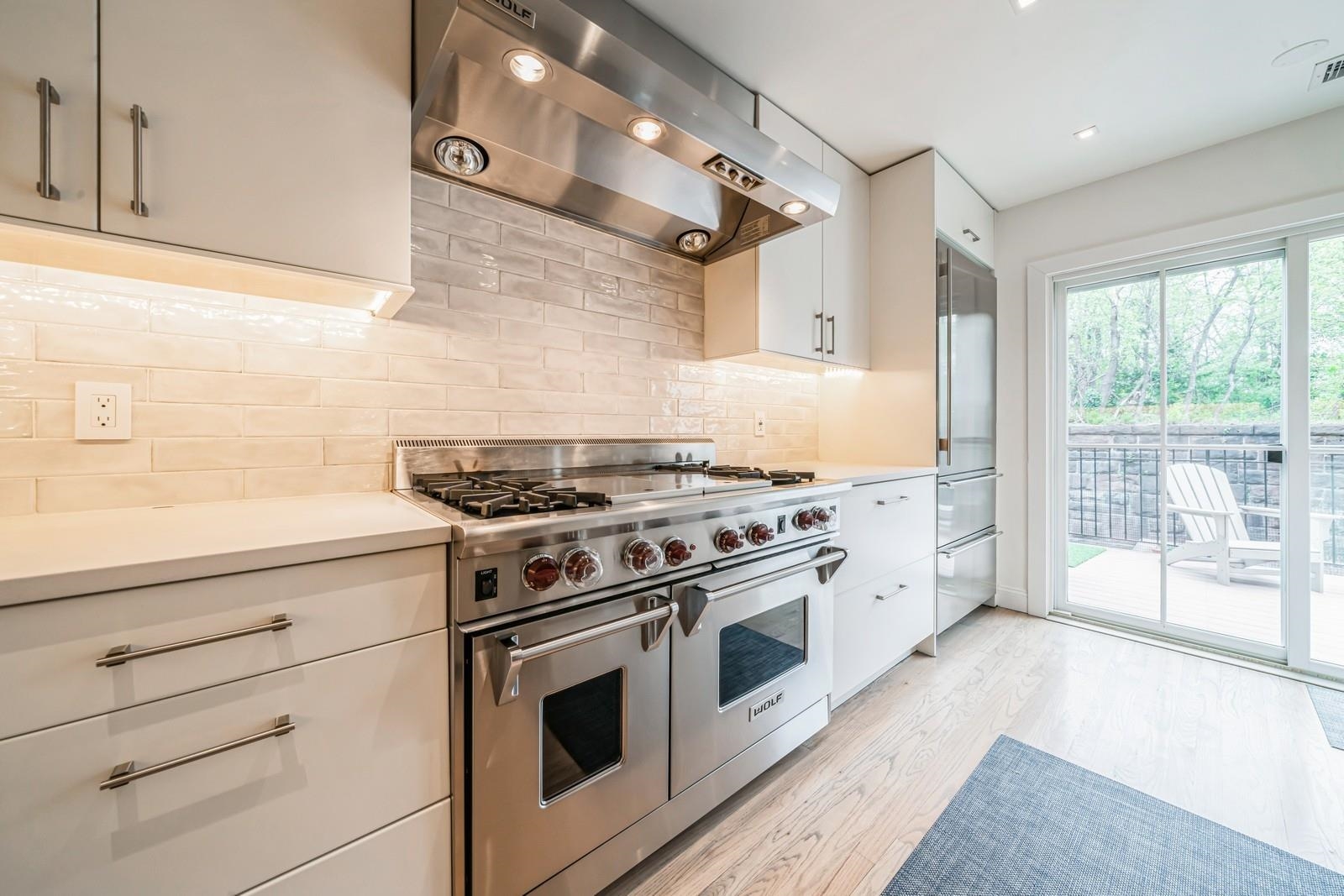 312 5TH ST Unit: 2