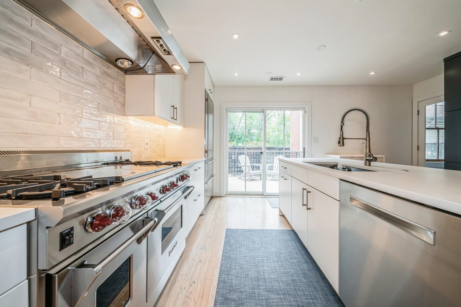 312 5TH ST Unit: 2