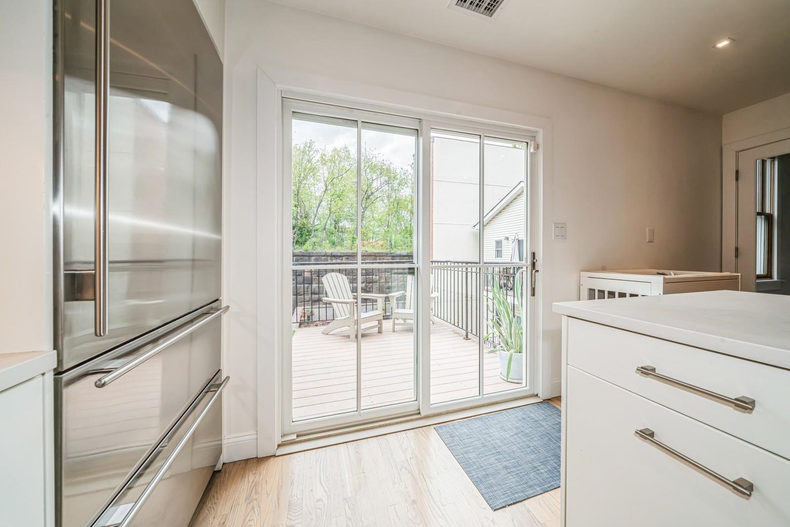 312 5TH ST Unit: 2
