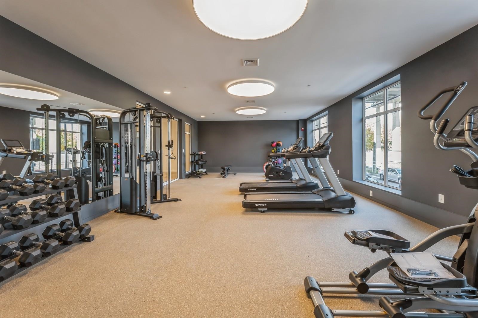 425 3RD ST Unit: 318