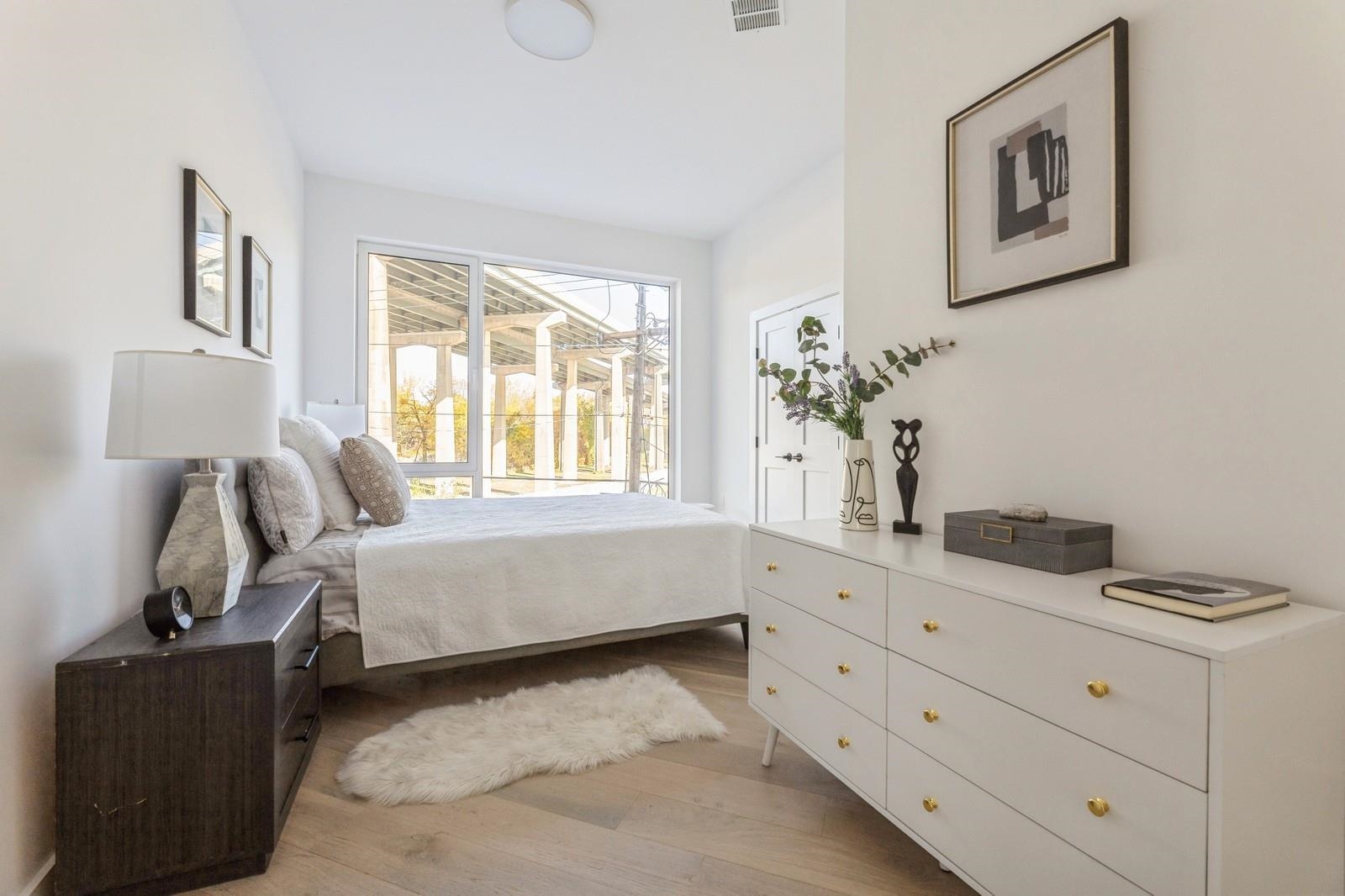 425 3RD ST Unit: 318