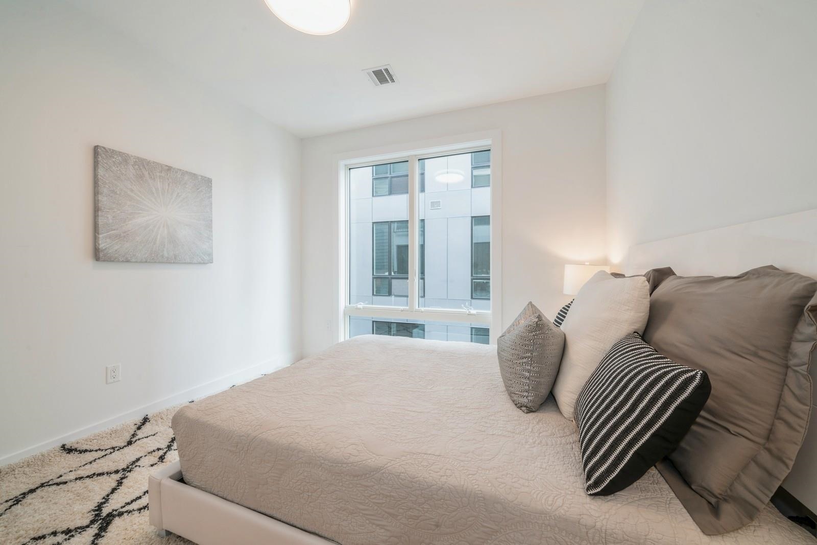 160 BRUNSWICK ST Unit: 303