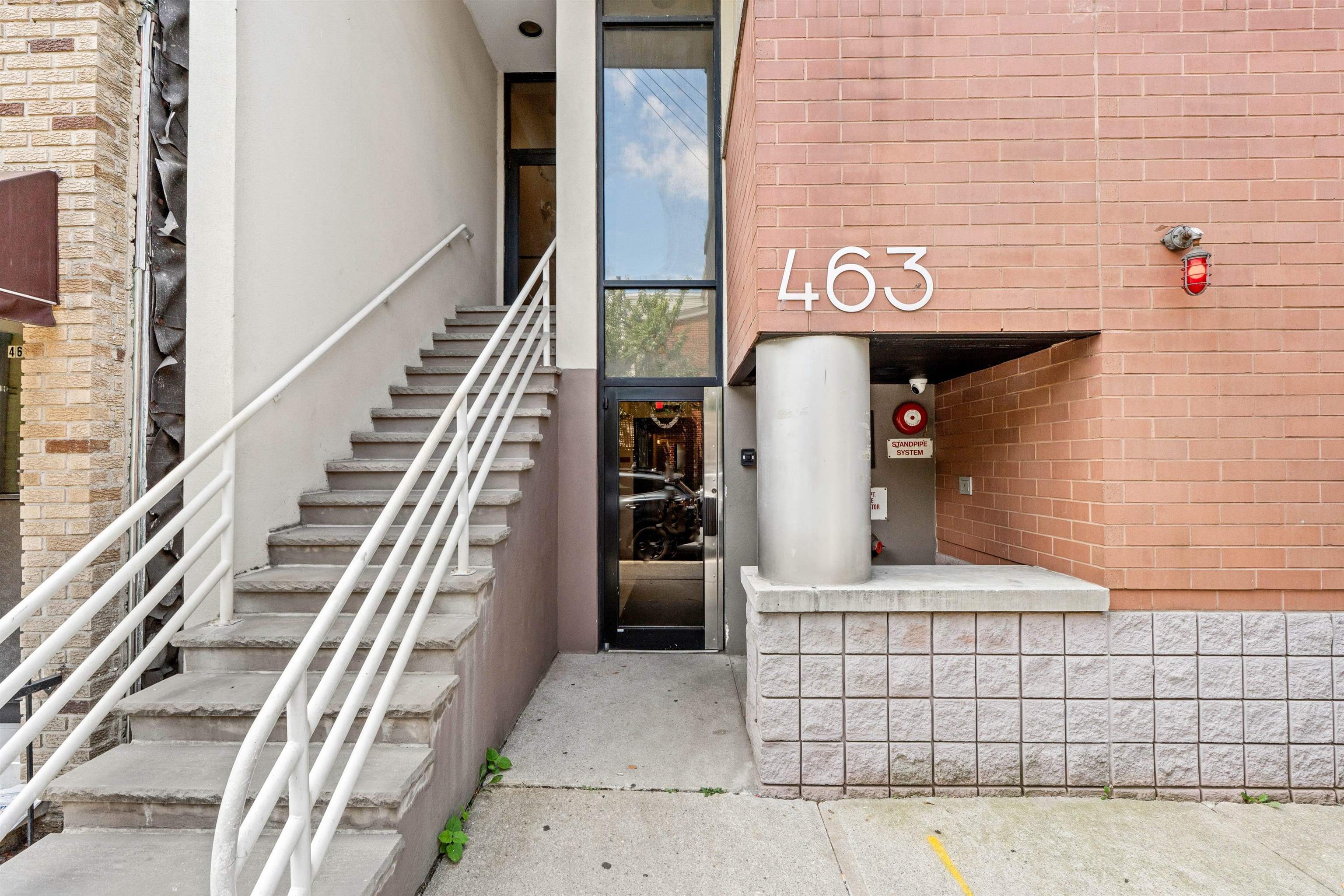 463 1ST ST Unit: 5E