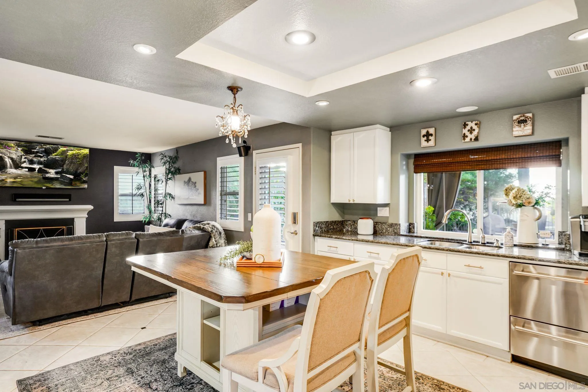 10928 Waterton Rd.