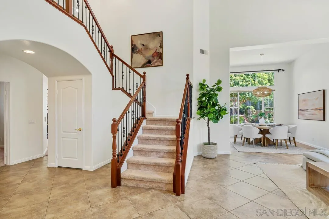 7324 Celata Ln