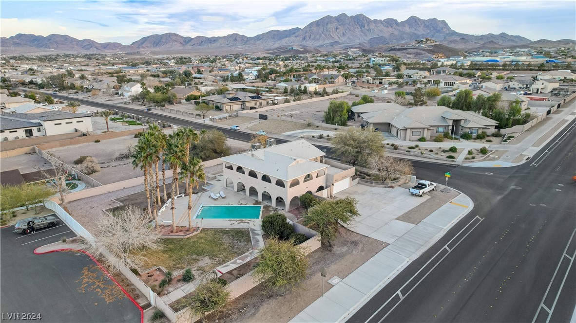 400 Trenier Drive