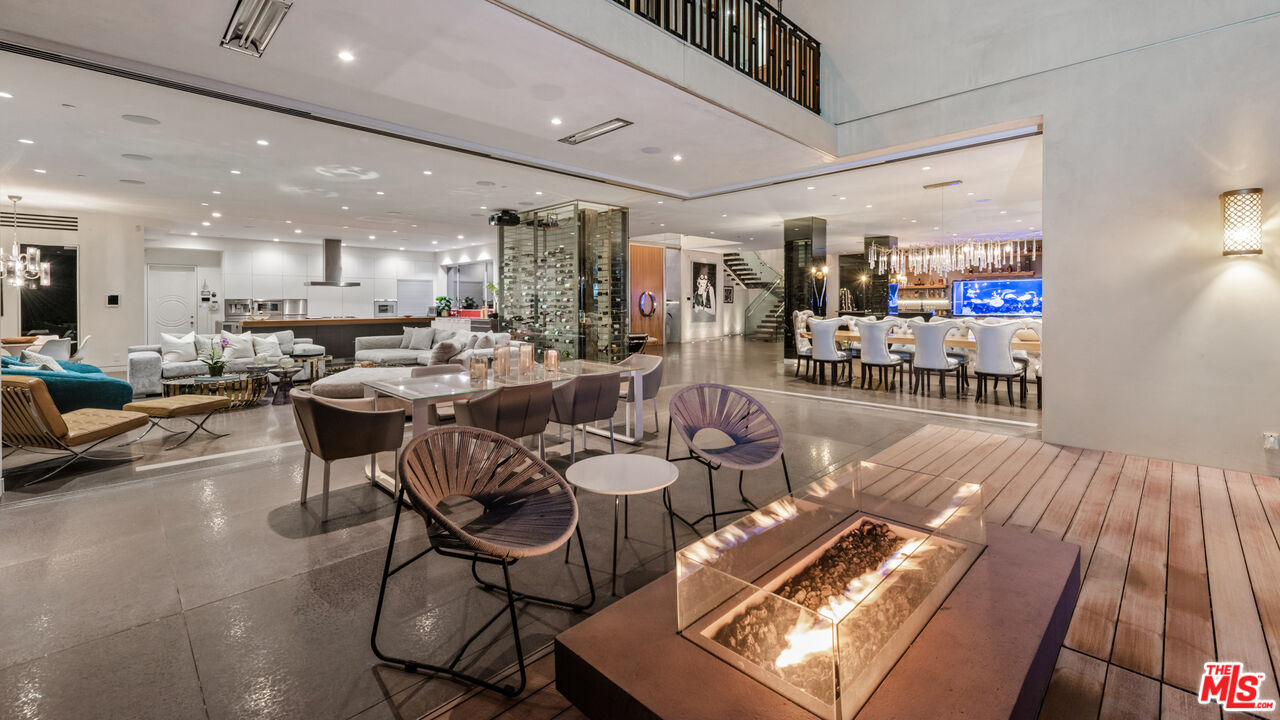 1111 Sierra Alta Way