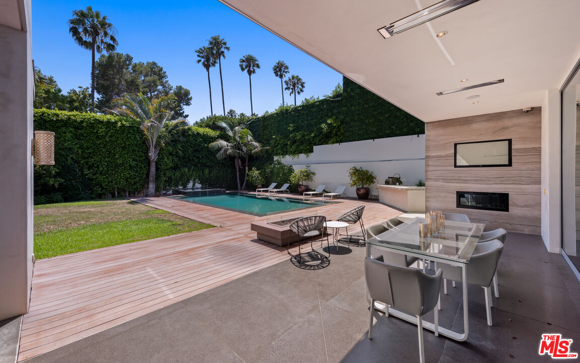 1111 Sierra Alta Way